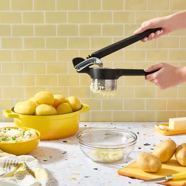 chef-n-freshforce-potato-ricer-plus-presse-pur-e-levier-renforc-pour-pur-es-onct image 1