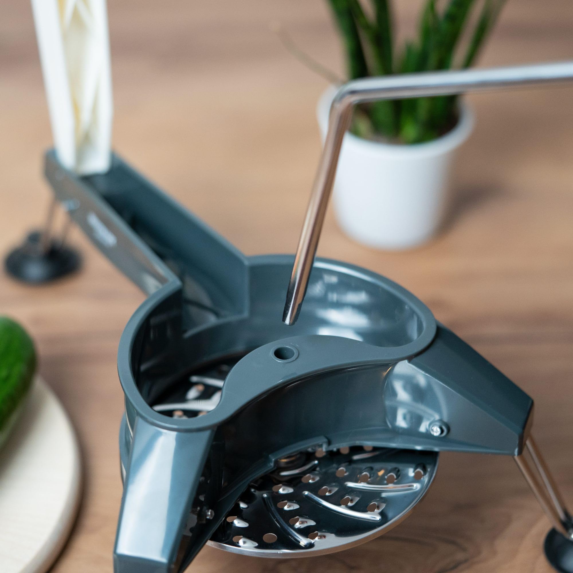 westmark-schnitzel-mouli-coupe-l-gumes-manivelle-3-disques-inox-r-pe-et-rabot-l- image 7
