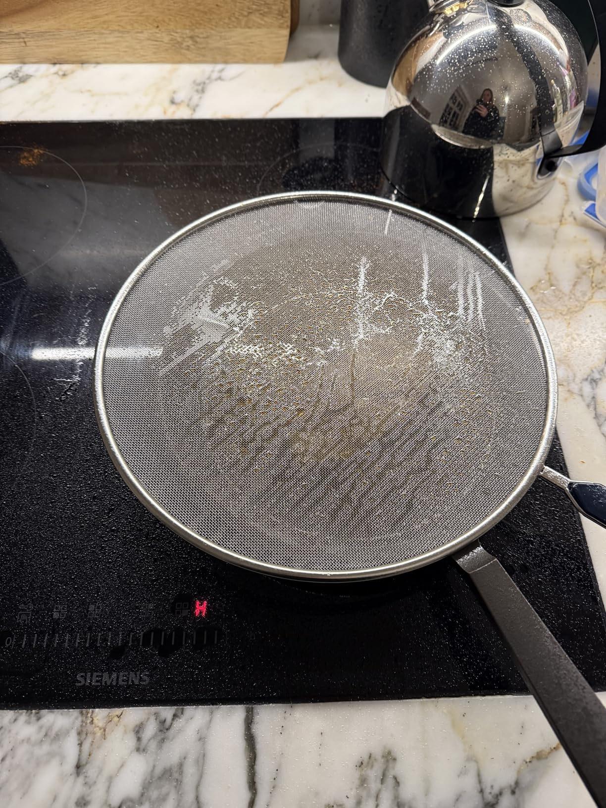 Ma cuisinière reste propre