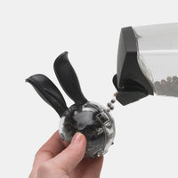 chef-n-mini-magnetic-pepperball-saltball-set-duo-mini-moulins-poivre-et-sel-aima image 2